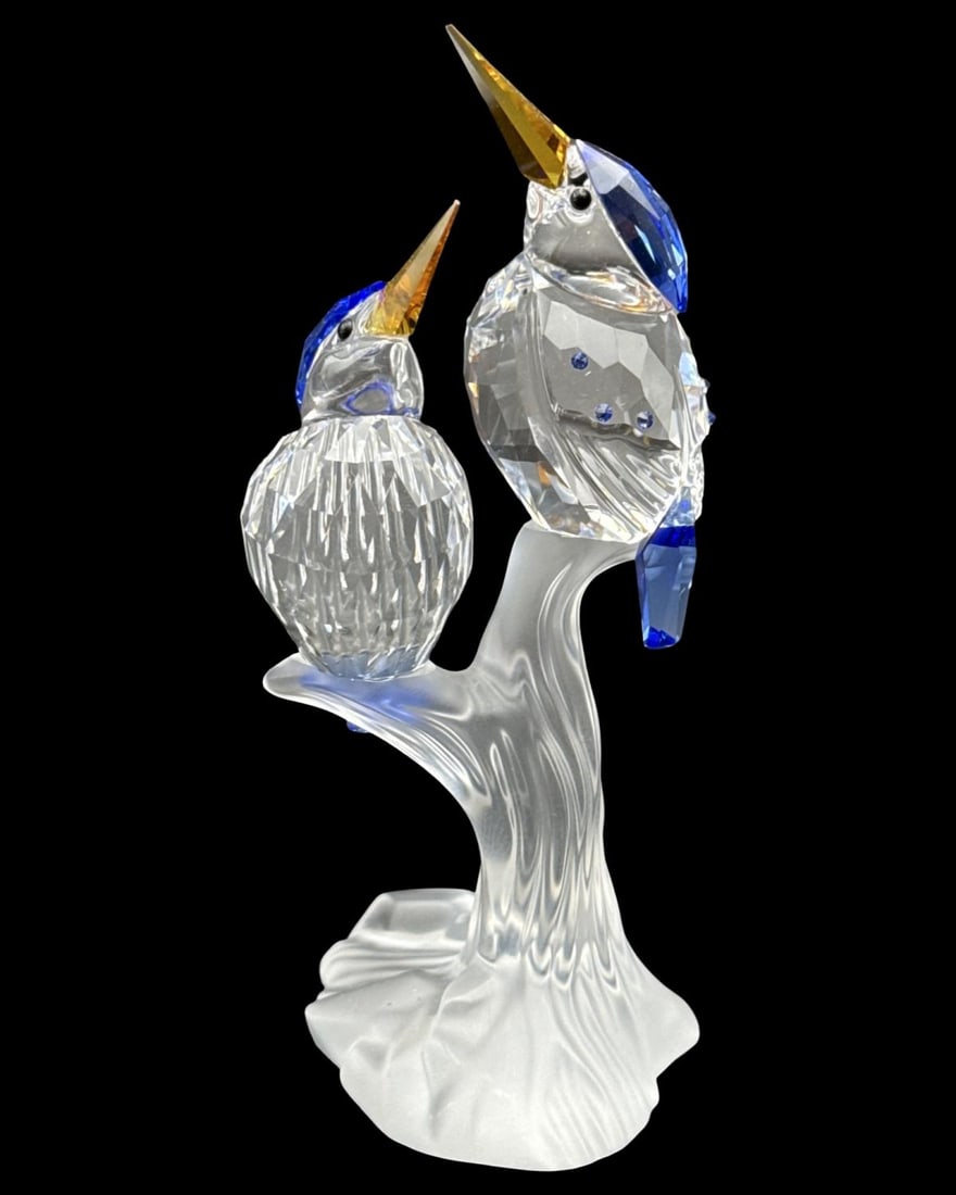 Swarovski Malachite Kingfishers Multicolored Crystal Figurine: Swarovski Malachite Kingfishers Multicolored Crystal Figurine measures H: 3 7/8" x W: 2"