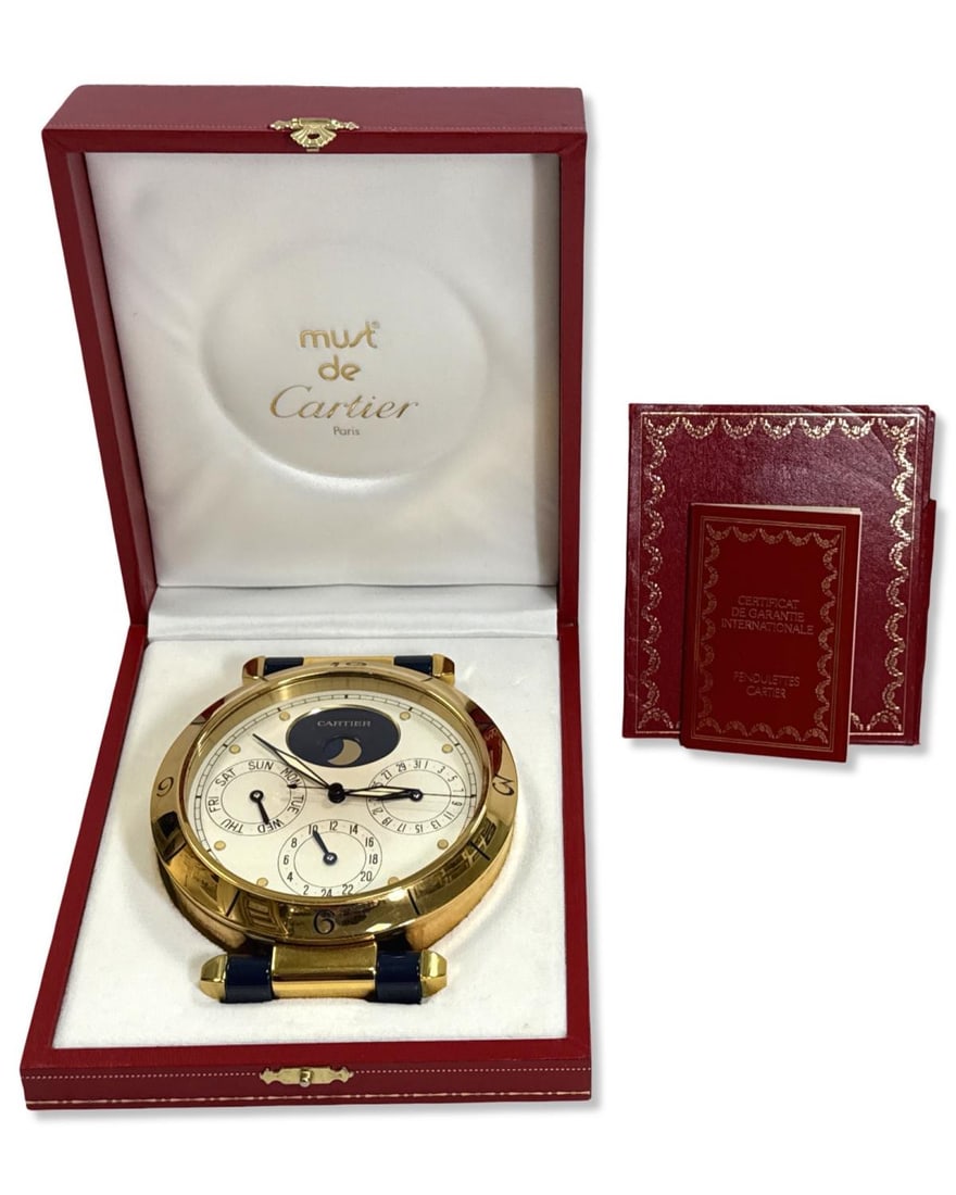 Cartier Pasha Moon Phase Deskclock with Quartz Movement. Stamped Cartier with reference number 8913 (1 of 5)