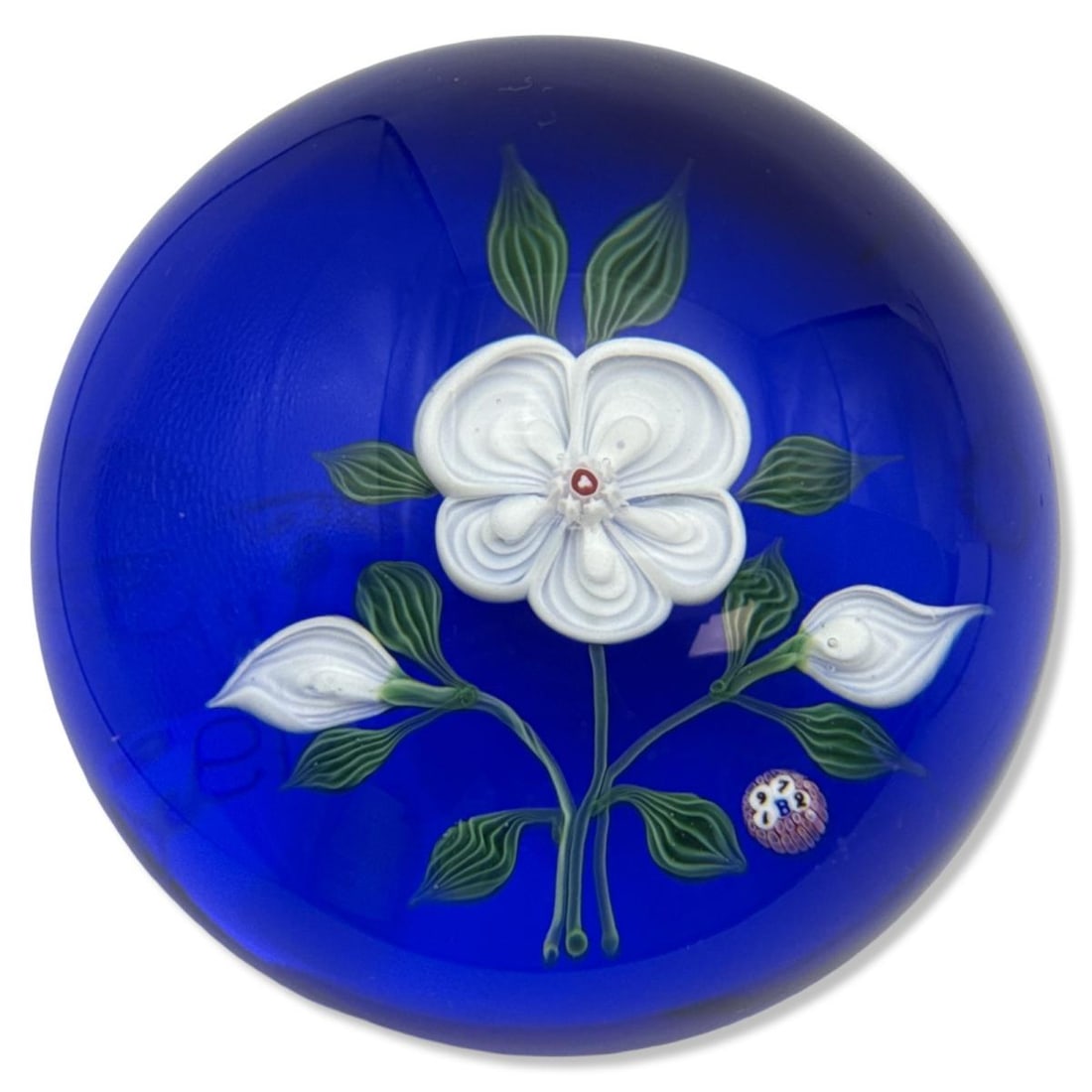 Baccarat 1972 Lampwork Flower Paperweight (1 of 2)