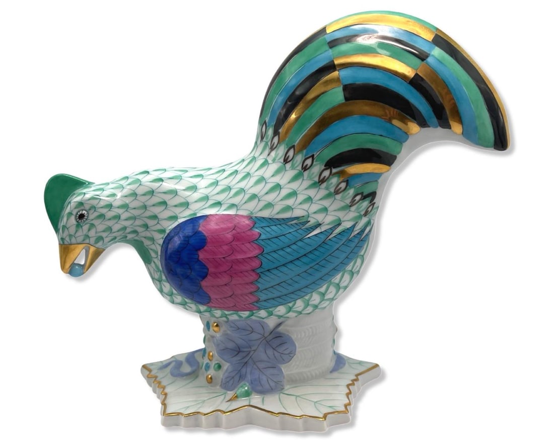 Herend Hungary Green Fishnet Rooster with Pea Porcelain Figurine 5016 (1 of 3)
