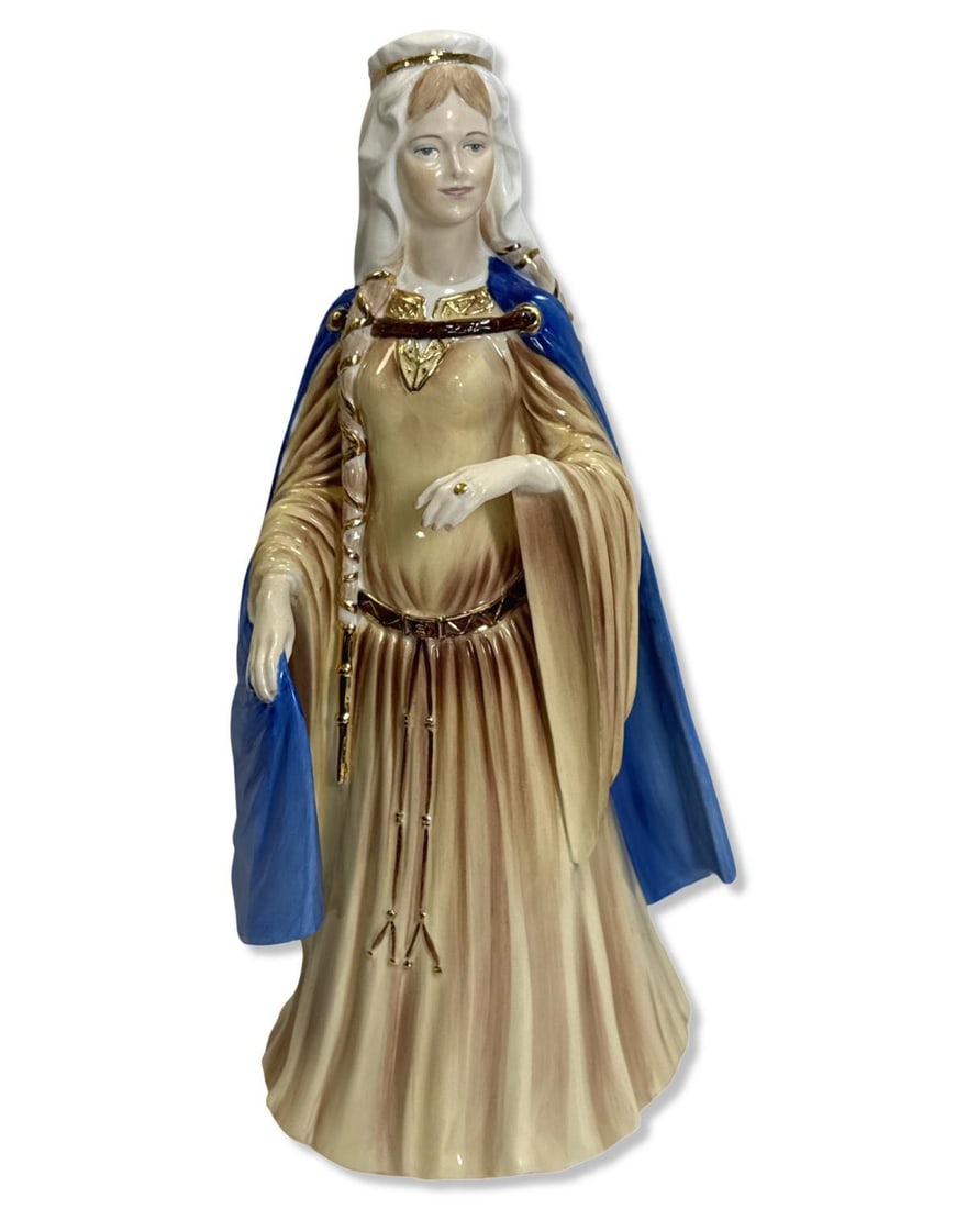 Coalport Bone China Norman Period Figurine: Coalport Bone China Norman Period Figurine measures H: 10 1/2" x W: 5 1/2"