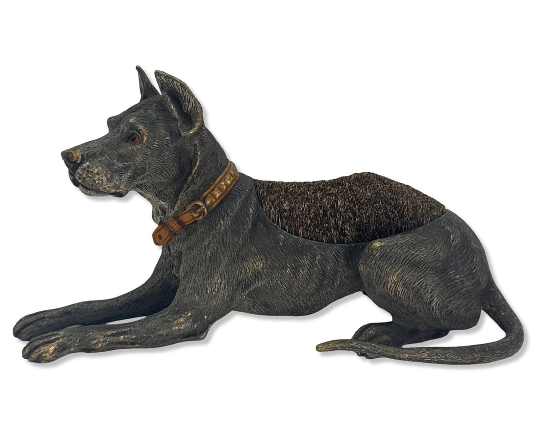 Geschutzt Vienna Bronze Great Dane Pen Wipe: Geschutzt Vienna Bronze Great Dane Pen Wipe H: 3 5/8" x W: 7"