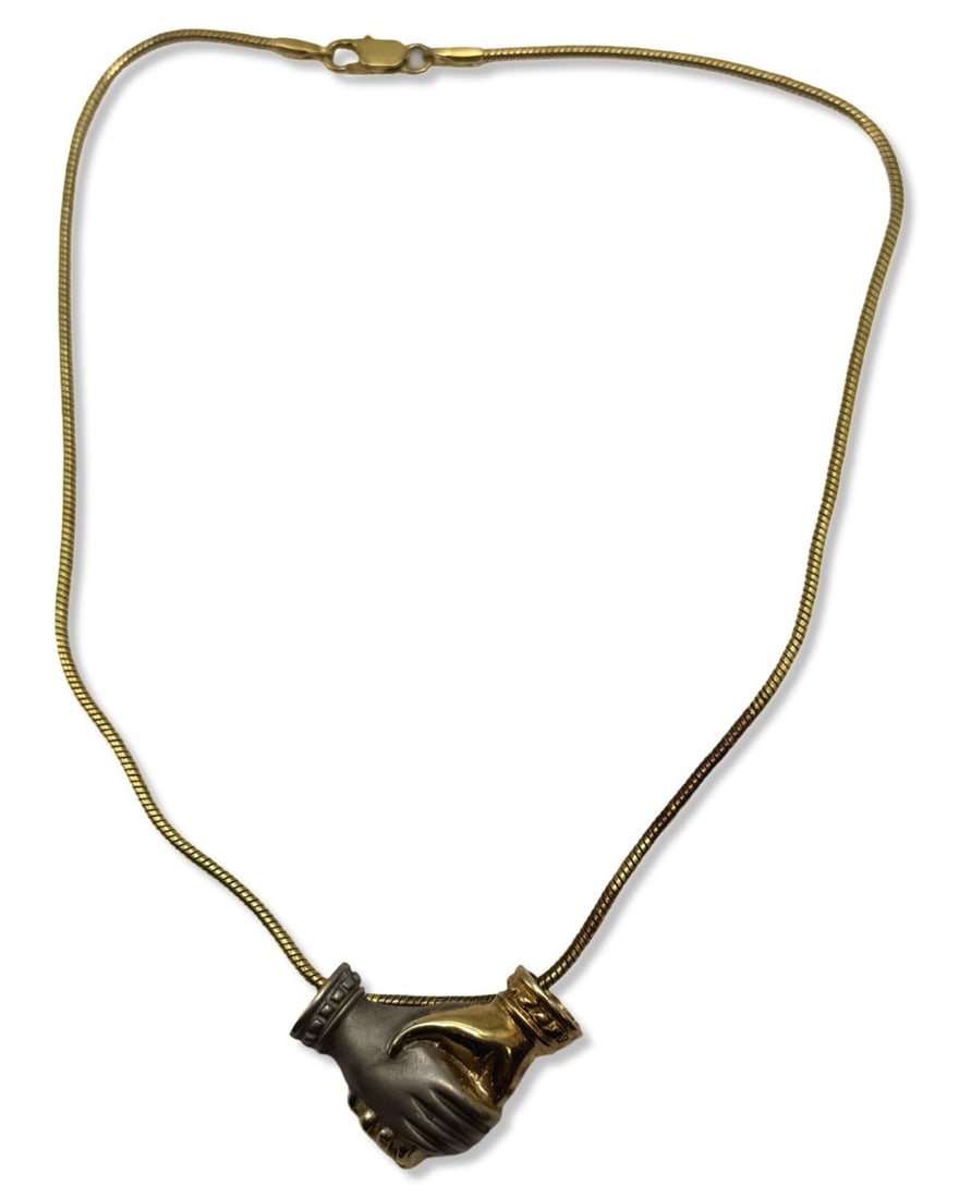 Yaacov Heller 14kt YG Hands Pendant Necklace: Yaacov Heller 14kt YG Hands Pendant Necklace measures L: 7 3/8", weighs 12.64dwt/19.66g