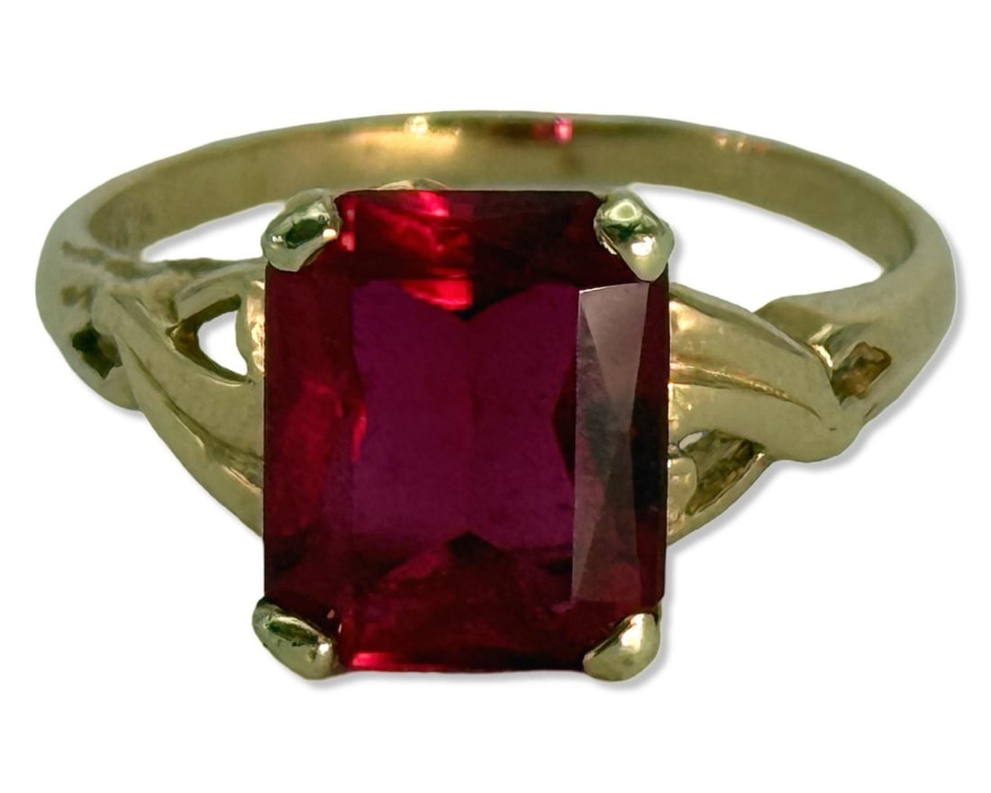 14kt YG & Emerald Cut Ruby Ring: 14kt YG & Emerald Cut Ruby Ring size 7 1/4, weighs 1.92dwt