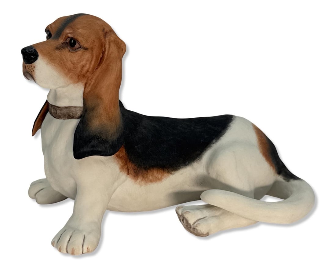 Boehm Basset Hound Porcelain Figurine (1 of 2)