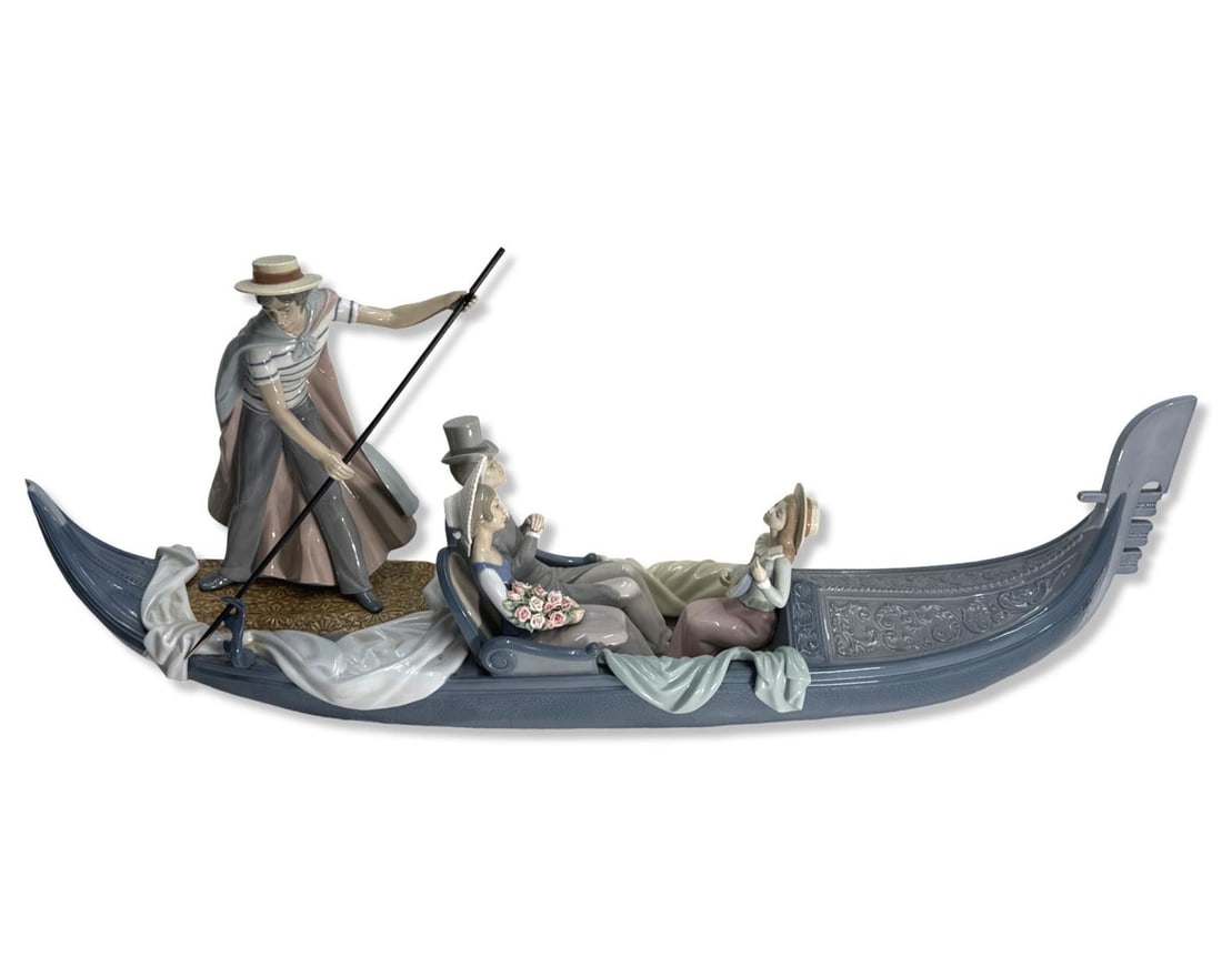 Lladro 1350 In The Gondola Porcelain Figural Group Sculpture (1 of 5)