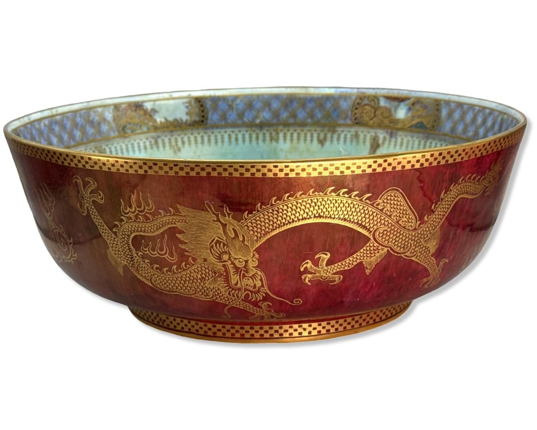 Wedgwood Fairyland Lustre Dragon Motif Bowl Pattern Z4827 (1 of 5)