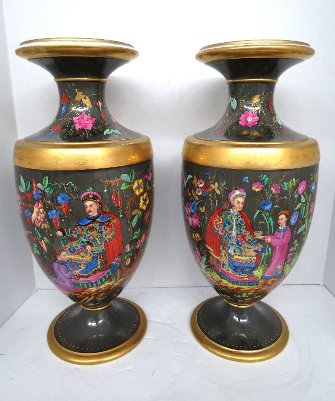 Pr. Antique Old Paris Porcelain & Gilt Vases
