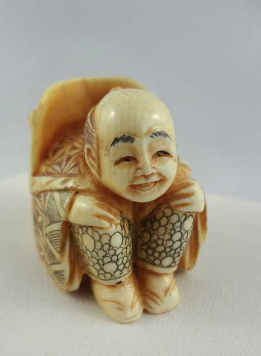 Chinese Hand Carved Ivory Netsuke