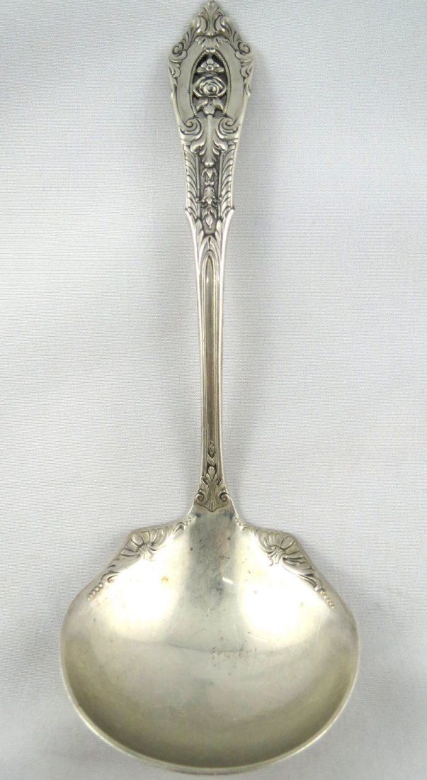 Wallace Rose Point Sterling Silver Gravy Ladle: Wallace Rose Point Sterling Silver Gravy Ladle. Measures - 6 1/8" long. Weighs - 2.06 toz.