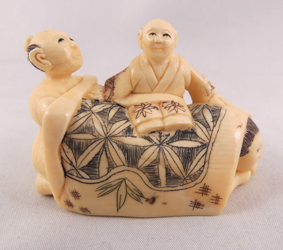 Antique Erotic Chinese Hand Carved Ivory Netsuke Group: Antique Erotic Chinese Hand Carved Ivory Netsuke Group, depicting erotic scene, see photos. Measures - 1 1/2" high x 2 1/8" long.