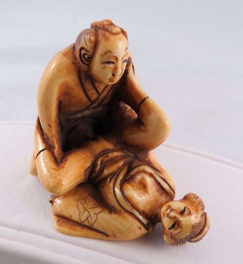 Antique Chinese Hand Carved Erotic Scene Netsuke: Antique Chinese Hand Carved Erotic Scene Netsuke, depicting erotic scene. Measures - 1 1/2" high.