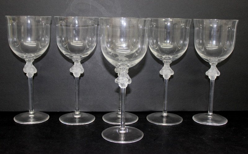 Six Lalique France Roxanne Wine Glasses: Six Lalique France Roxanne Wine Glasses with original box. Measures - 8" high x 3 1/4" diameter.