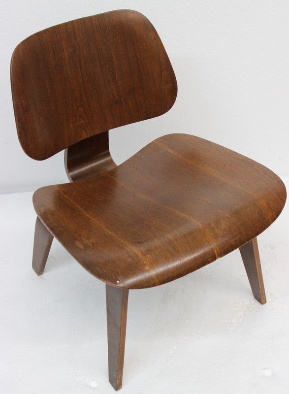 Herman Miller/Charles Eames Birch Chair: Herman Miller/Charles Eames Birch Chair. Designed by Charles Eames, See original sticker in photos. Measures - 27" high x 22" wide x 23 1/2" deep.