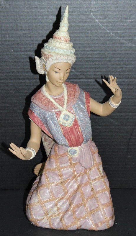 Lladro "Gres Thai" Dancer Figure: Lladro "Gres Thai" Dancer Figure. Measures - 17" high x 10" wide.