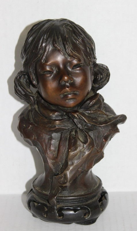 Glenna Goodacre (American b.1939) Bronze: Glenna Goodacre (American b.1939) Bronze of a oriental child. Measures - 7 1/2" high x 4 1/8" wide. Signed G. Goodacre.