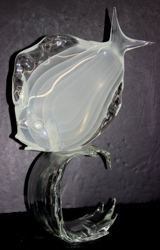 Large Licio Zanetti Murano Fish Sculpture: Large Licio Zanetti Murano Fish Sculpture. Measures - 20 1/2" high x 16" wide.