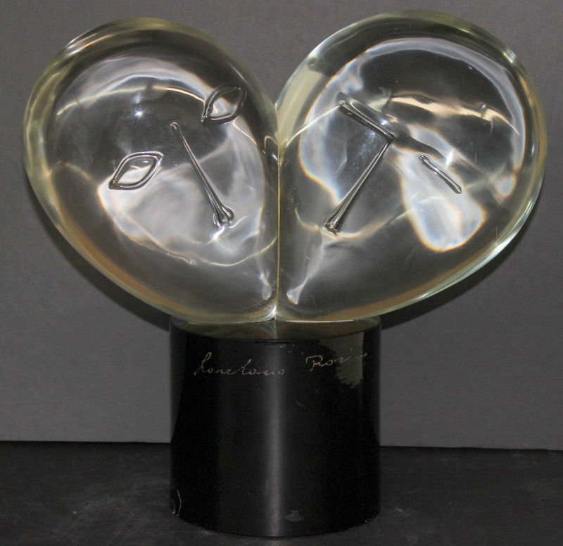 Loredano Rosin (Italian 1936-1991) Murano Sculpture: Loredano Rosin (Italian 1936-1991) Murano Sculpture. Measures - 11 1/2" high x 12 1/2" wide. Small chip on base.
