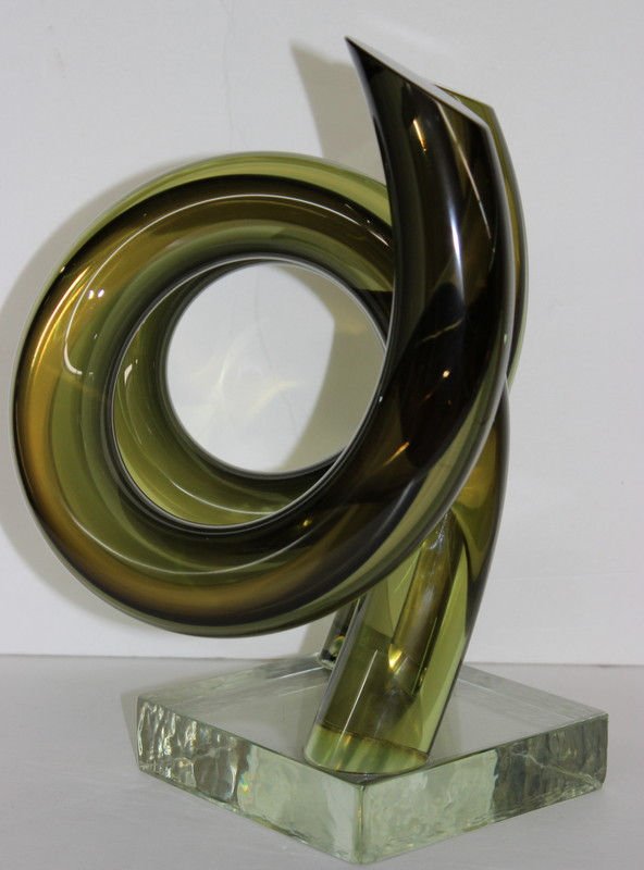 Seguso Murano Spiral Sculpture: Seguso Murano Spiral Sculpture. Signed, measures - 13 5/8" high x 11" wide.