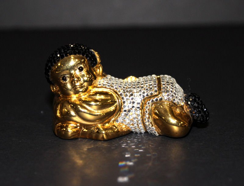 Judith Leiber Pill Box: Judith Leiber Pill Box. "Chinese Baby". Measures - 2 1/2" across. Original retail - $265.