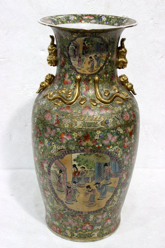 Chinese Palace Size Vase (1 of 7)