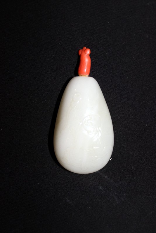 Beautiful Chinese White Jade & Coral Snuff Bottle (1 of 1)