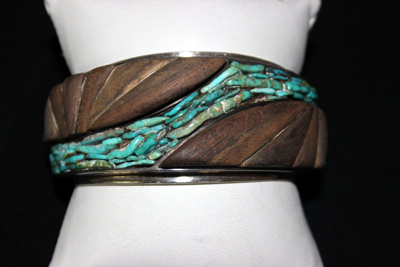 Navajo Silver Bracelet Signed Durkee (1 of 2)