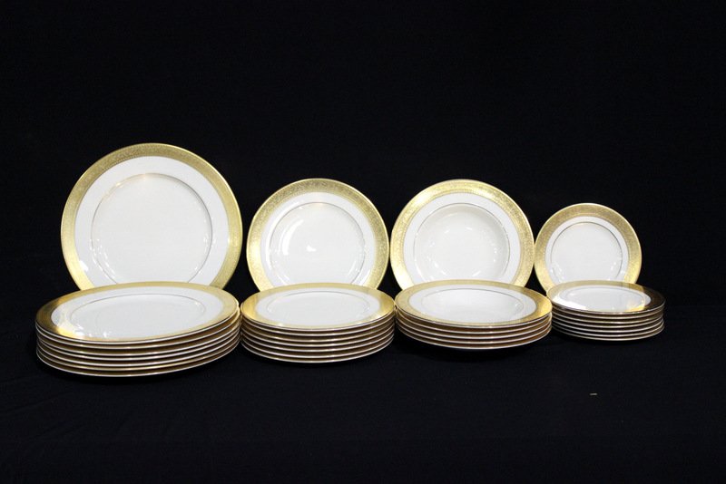 30 Pc. Lenox "Westchester" China Set (1 of 7)