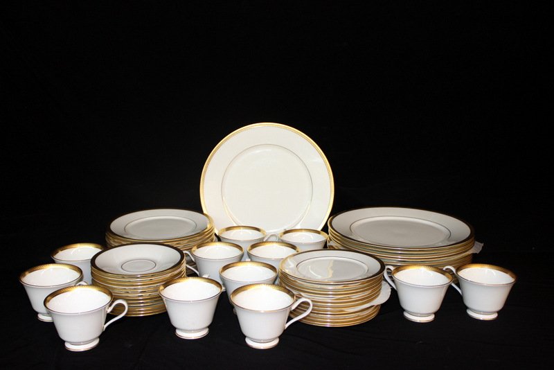 60 Pc. Oxford "Bennington" China Set (1 of 6)