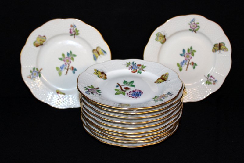 12 Pc. Herend "Queen Victoria" Bread & Butter Plates (1 of 4)