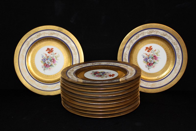 12 Pc. Hutschenreuther Bavarian Dinner Plates (1 of 4)