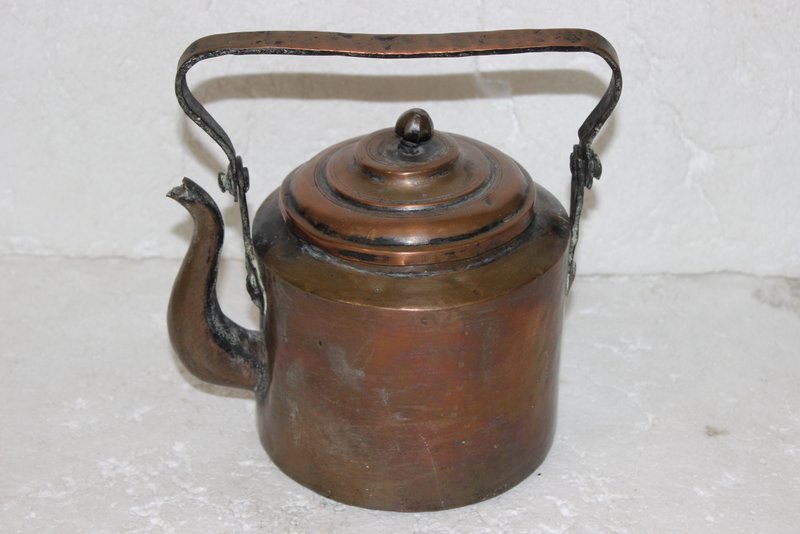 19th C. English Copper Kettle (1 of 4)