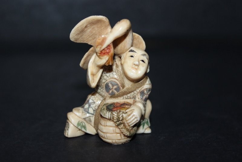Chinese Carved Polychrome Ivory Netsuke (1 of 6)