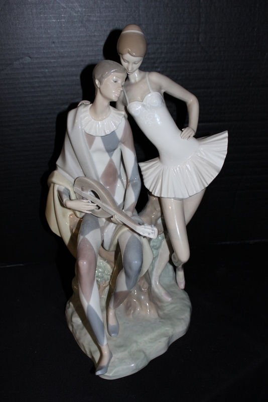 Lladro "Romance" #4831 Porcelain Group (1 of 5)