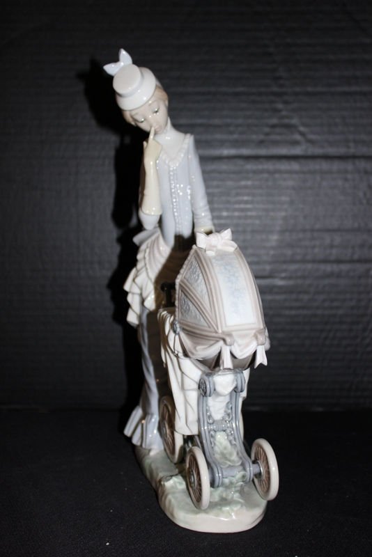 Lladro "Baby's Outing" #4938 Porcelain Group (1 of 5)