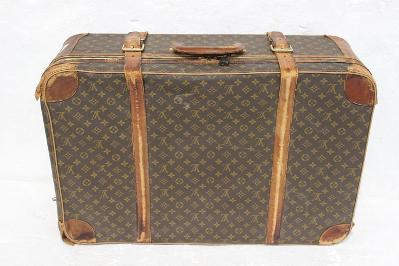 Louis Vuitton Suitcase (1 of 10)