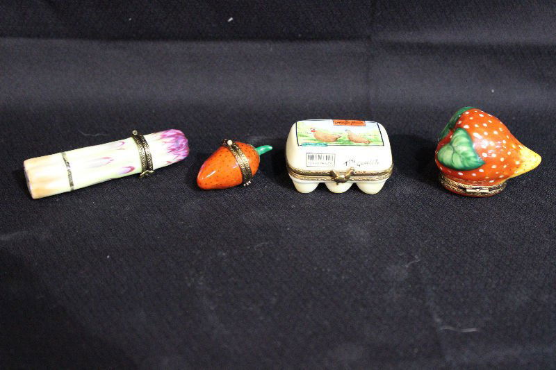 4 Pc. Limoges Porcelain Pill Boxes (1 of 5)