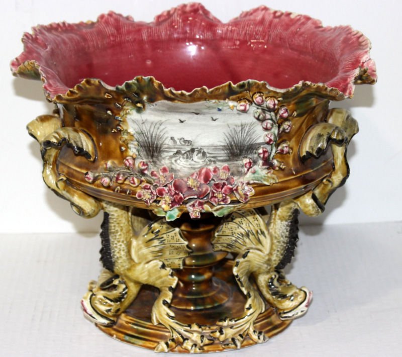 Beautiful Majolica Hand Painted Centerpiece (1 of 8)
