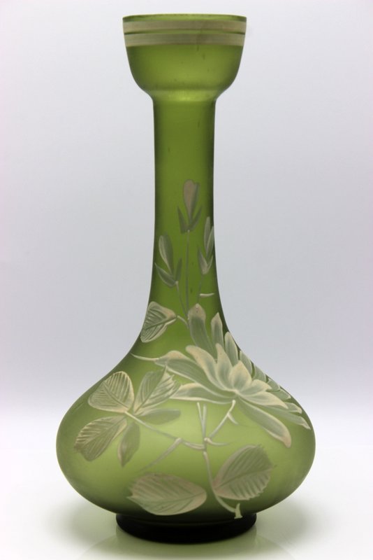 Thomas Webb Style Vase: Thomas Webb Style Vase. Measures - 8 1/4" high x 4" wide.