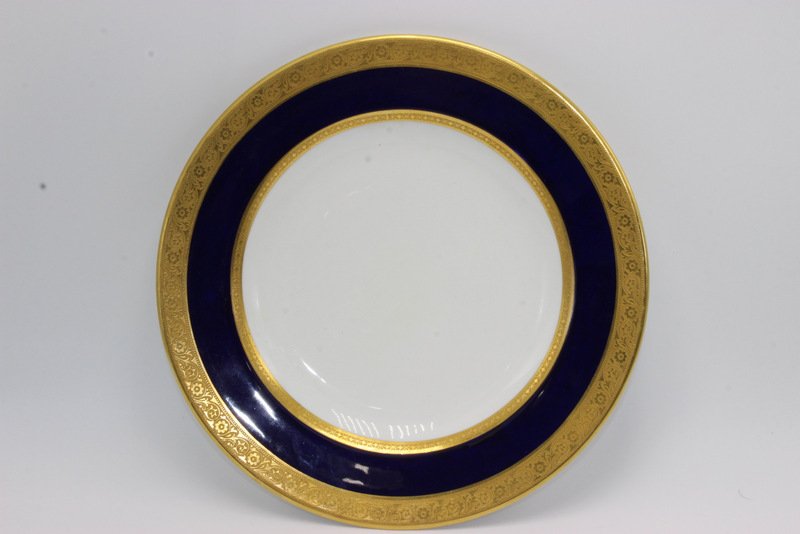 20 Pc. Spode Copelands Bone China Salad Plates: 20 Pc. Spode Copelands Bone China Salad Plates. 24Kt Plated. Measures - 9 1/4" diameter.