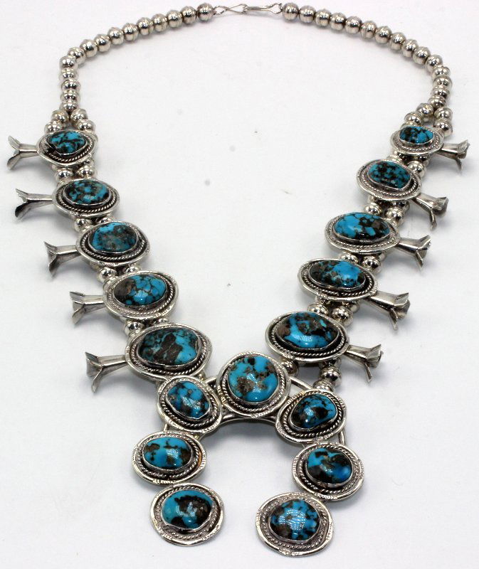 Beautiful Navajo Sterling & Turquoise Necklace (1 of 3)