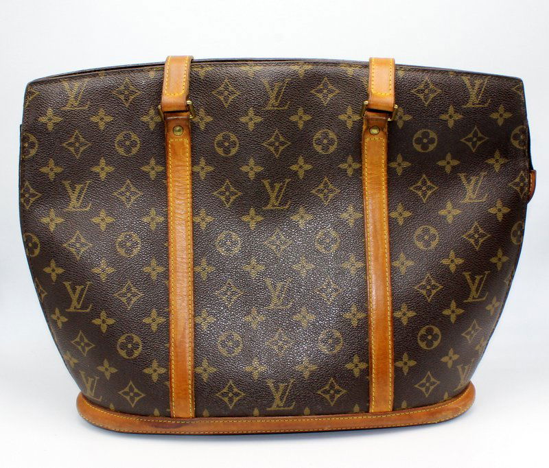 Louis Vuitton Purse (1 of 5)
