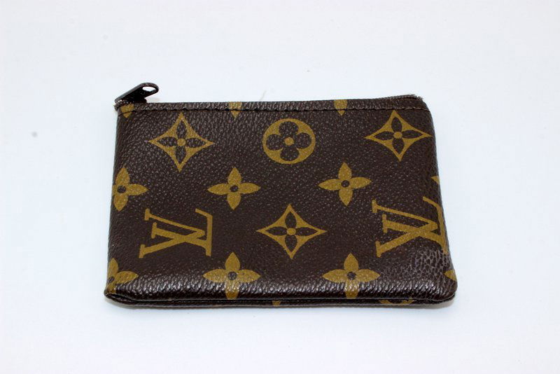 Louis Vuitton Coin Purse (1 of 1)