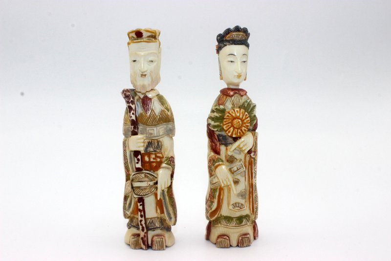 Pair of Chinese Carved Polychrome Ivory Snuff Bottles (1 of 3)