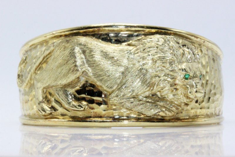 18Kt YG Ladies Bangle (1 of 5)