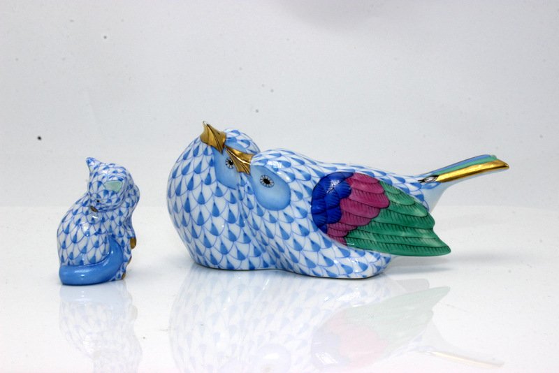 2 Pc. Herend Fishnet Porcelain Birds & Cat (1 of 4)