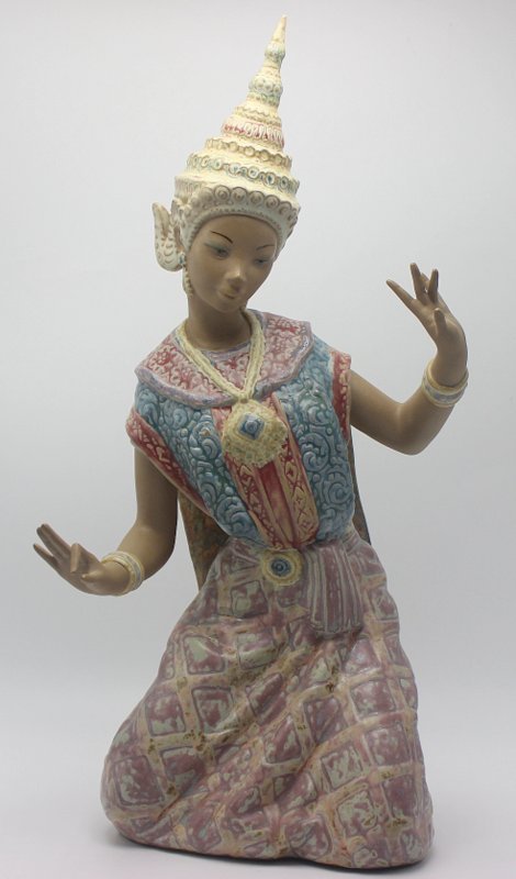Lladro "Thai Dancer" Bisque Figure (1 of 5)