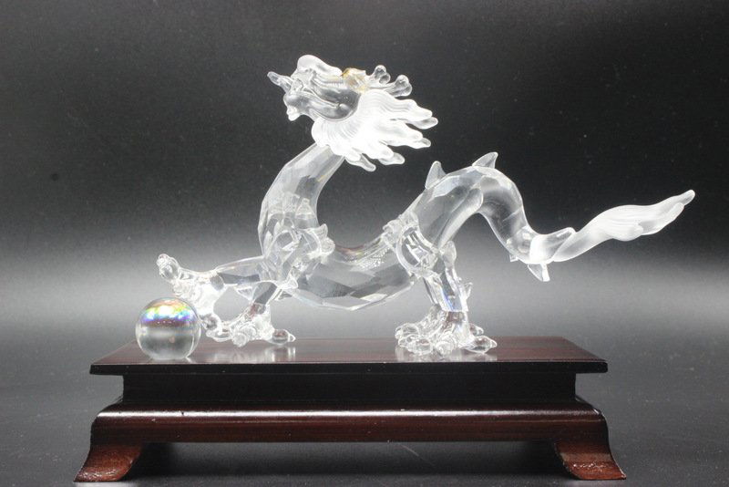 Swarovski Crystal Dragon Figure (1 of 4)