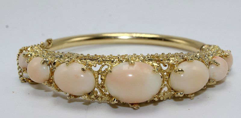 14Kt YG Angel Skin Coral Bangle (1 of 2)
