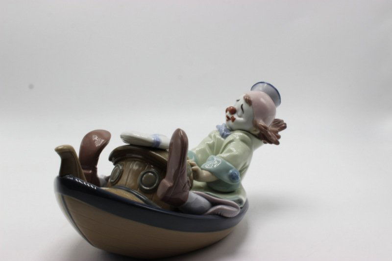 Lladro "Circus Wave" Porcelain Figure (1 of 5)
